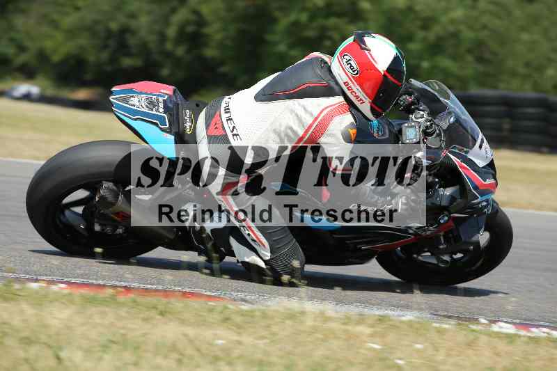 /Archiv-2023/28 05.06.2023 Moto Club Anneau du Rhin/rouge-expert/2